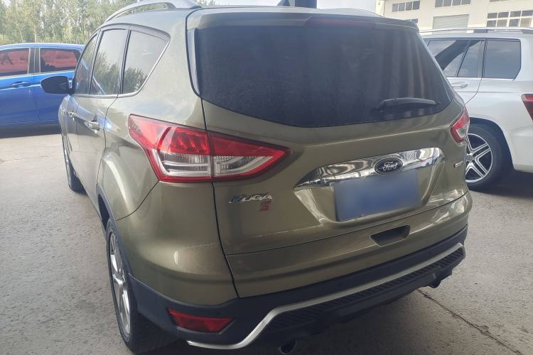 Used Ford Kuga 2015 2.0L GTDi Four-Wheel-Drive Sport Model Exterior 3