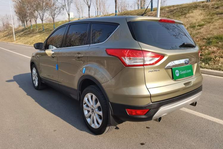 Used Ford Kuga 2015 1.5L GTDi Two-Wheel Drive Fashion Edition Exterior 4
