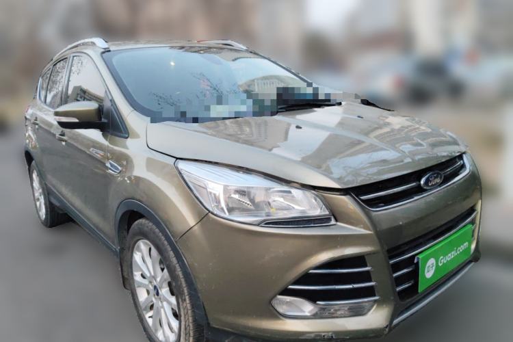 Used Ford Kuga 2015 1.5L GTDi Two-Wheel Drive Fashion Edition Front Right 45 Deg