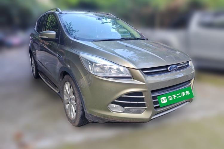 Used Ford Kuga 2015 1.5L GTDi Two-Wheel Drive Fashion Edition Front Right 45 Deg