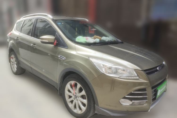 Used Ford Kuga 2015 1.5L GTDi Two-Wheel Drive Fashion Edition Front Right 45 Deg