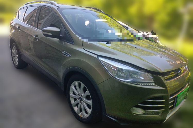 Used Ford Kuga 2015 1.5L GTDi Two-Wheel Drive Fashion Edition Front Right 45 Deg