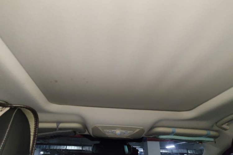 Used Ford Kuga 2015 2.0L GTDi Four-Wheel Drive Prestige Model Headliner