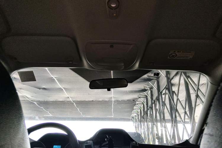 Used Ford Kuga 2015 1.5L GTDi Two-Wheel-Drive Comfort Model Headliner
