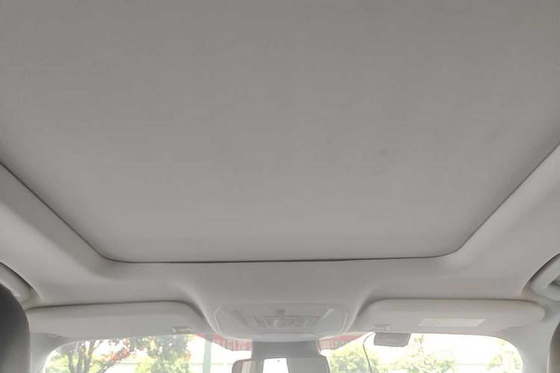 Used Ford Kuga 2015 2.0L GTDi Four-Wheel Drive Prestige Model Headliner