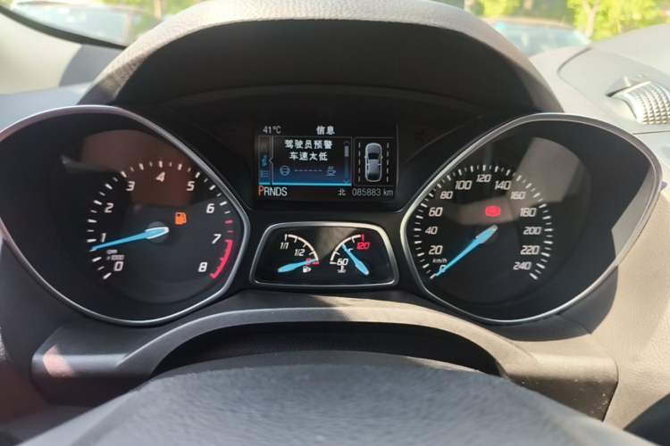 Used Ford Kuga 2015 2.0L GTDi Four-Wheel Drive Prestige Model Instrument Cluster