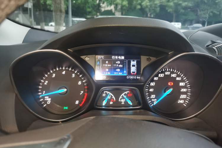 Used Ford Kuga 2015 1.5L GTDi Four-Wheel-Drive Elite Model Instrument Cluster