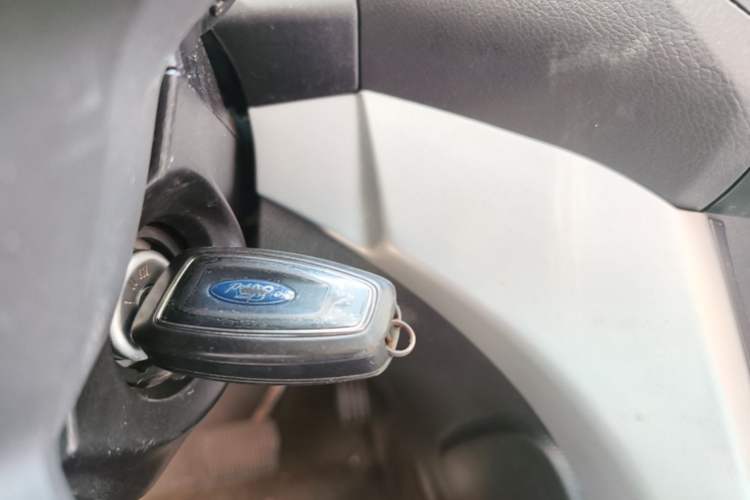 Used Ford Kuga 2015 1.5L GTDi Two-Wheel Drive Fashion Edition Interior 1