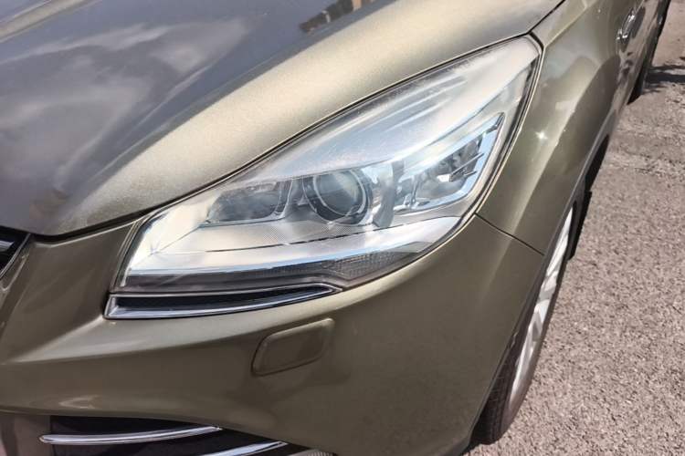 Used Ford Kuga 2015 2.0L GTDi Four-Wheel Drive Prestige Model Left Front Headlight