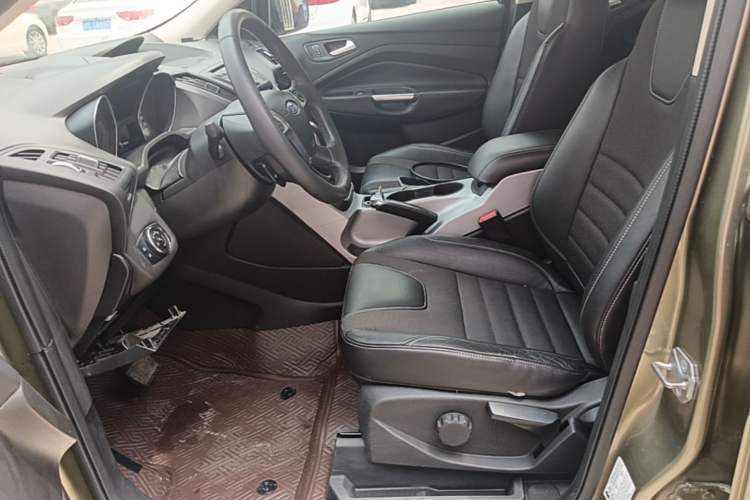 Used Ford Kuga 2015 1.5L GTDi Two-Wheel Drive Fashion Edition Left Front Seat