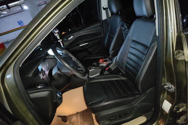 Used Ford Kuga 2015 1.5L GTDi Four-Wheel-Drive Elite Model Left Front Seat