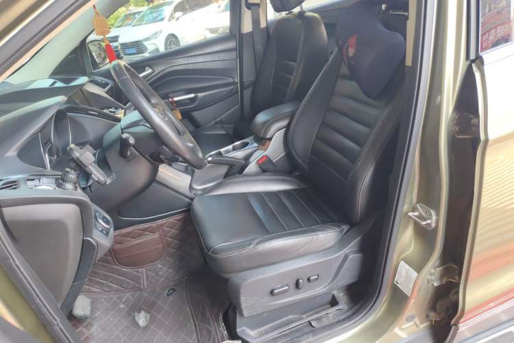 Used Ford Kuga 2015 2.0L GTDi Four-Wheel Drive Prestige Model Left Front Seat