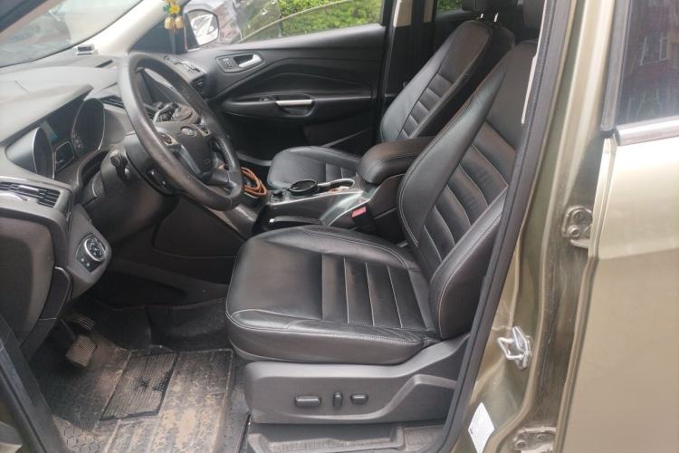 Used Ford Kuga 2015 2.0L GTDi Four-Wheel Drive Elite Model Left Front Seat