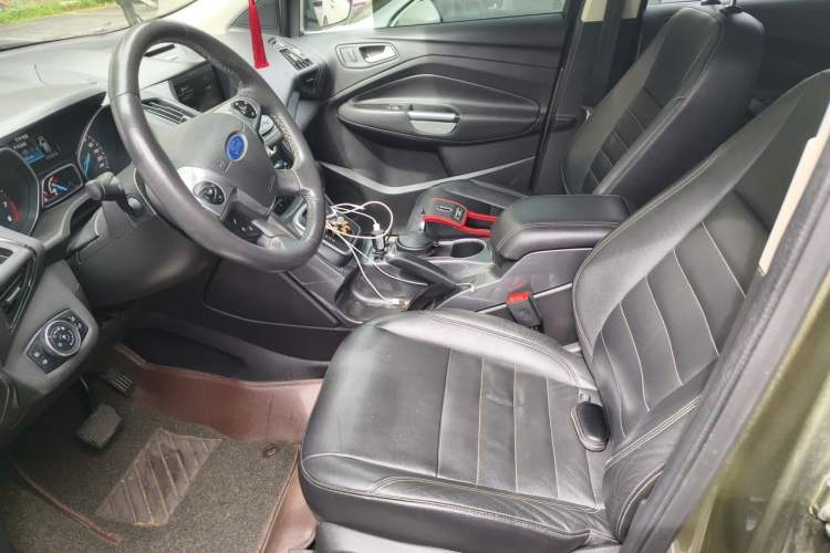 Used Ford Kuga 2015 1.5L GTDi Four-Wheel-Drive Elite Model Left Front Seat