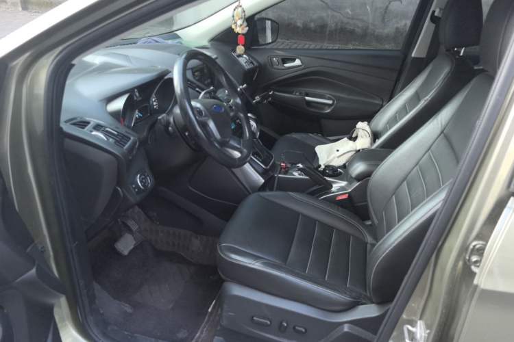 Used Ford Kuga 2015 1.5L GTDi Four-Wheel-Drive Elite Model Left Front Seat