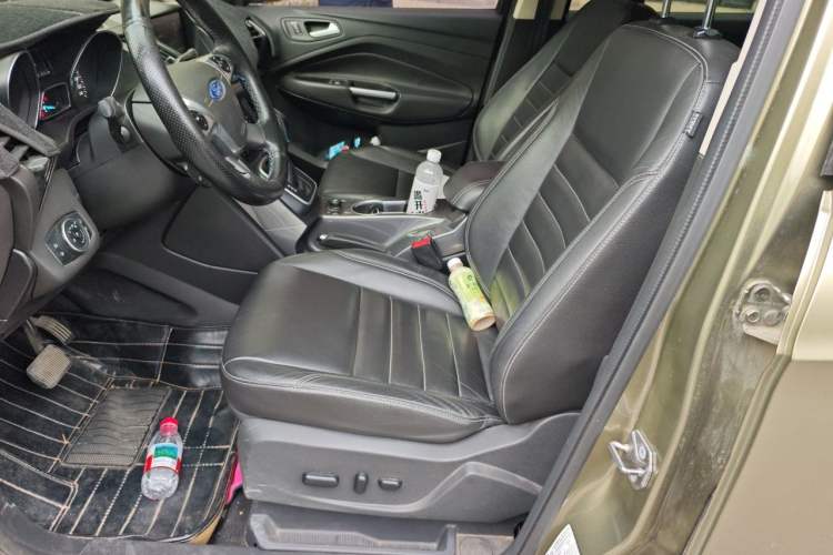 Used Ford Kuga 2015 1.5L GTDi Four-Wheel-Drive Elite Model Left Front Seat