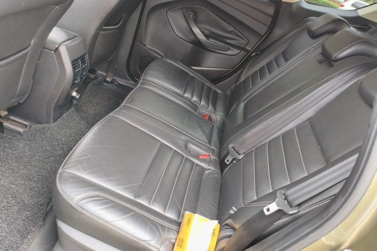 Used Ford Kuga 2015 1.5L GTDi Four-Wheel-Drive Elite Model Left Rear Seat