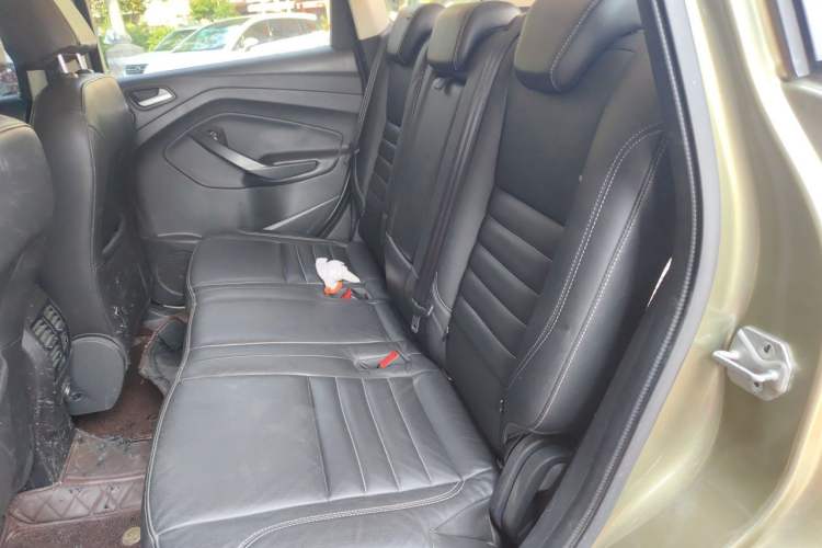 Used Ford Kuga 2015 2.0L GTDi Four-Wheel Drive Prestige Model Left Rear Seat