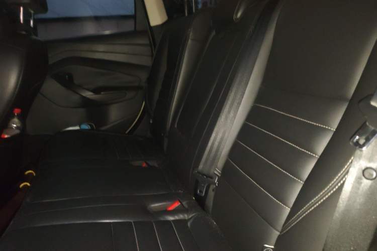 Used Ford Kuga 2015 1.5L GTDi Four-Wheel-Drive Elite Model Left Rear Seat