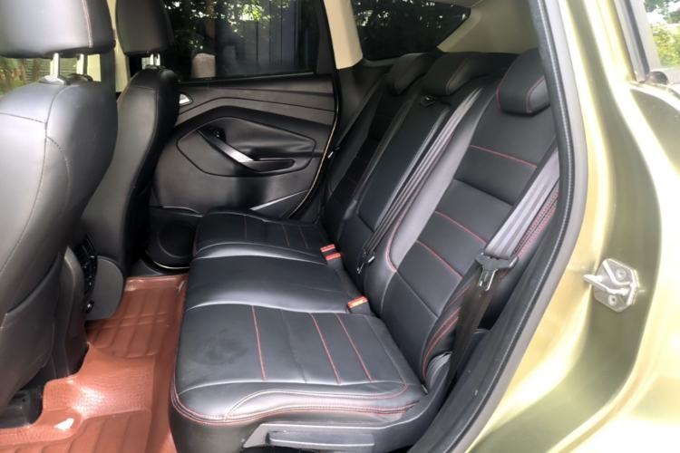 Used Ford Kuga 2015 1.5L GTDi Two-Wheel-Drive Comfort Model Left Rear Seat