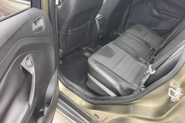 Used Ford Kuga 2015 1.5L GTDi Two-Wheel Drive Fashion Edition Left Rear Seat