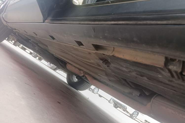 Used Ford Kuga 2015 1.5L GTDi Two-Wheel Drive Fashion Edition Left Side Sill