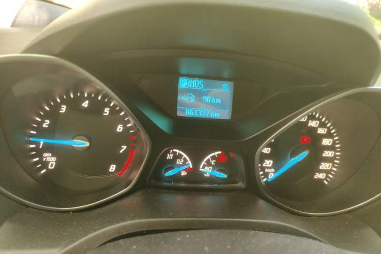Used Ford Kuga 2015 1.5L GTDi Two-Wheel Drive Fashion Edition Odometer Close Up