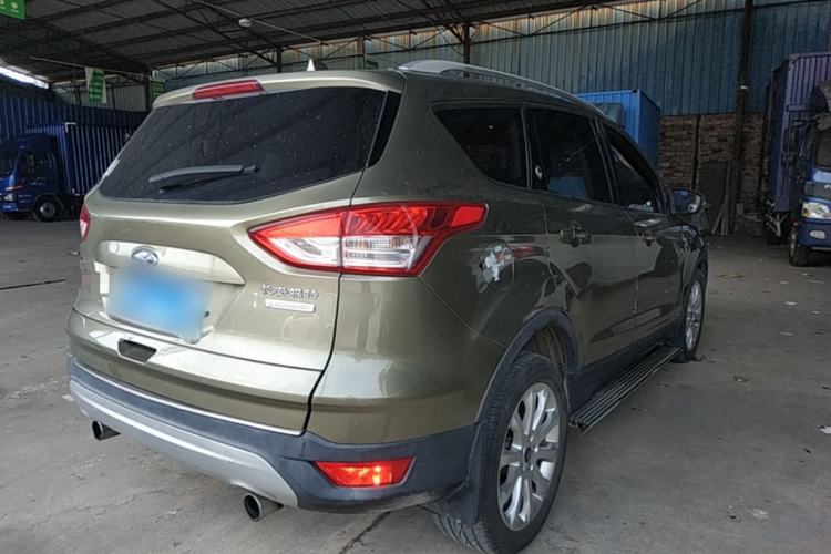 Used Ford Kuga 2015 1.5L GTDi Two-Wheel-Drive Comfort Model Rear Right 45 Deg