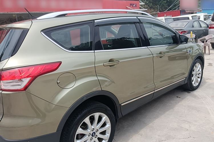 Used Ford Kuga 2015 1.5L GTDi Two-Wheel Drive Fashion Edition Rear Right 45 Deg
