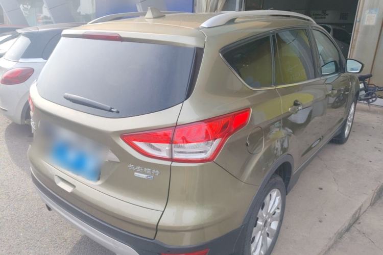 Used Ford Kuga 2015 2.0L GTDi Four-Wheel Drive Prestige Model Rear Right 45 Deg