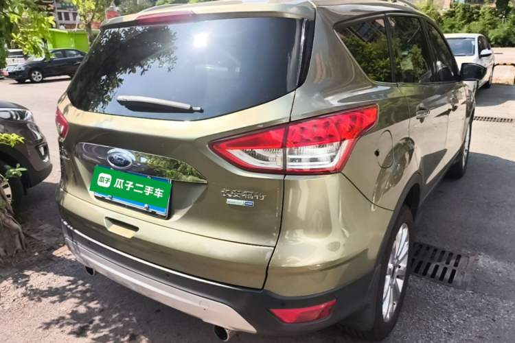 Used Ford Kuga 2015 2.0L GTDi Four-Wheel Drive Prestige Model Rear Right 45 Deg