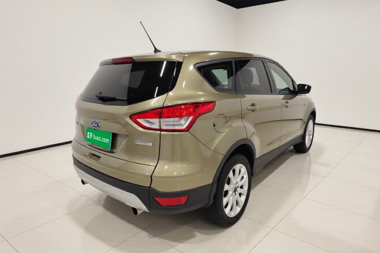 Used Ford Kuga 2015 1.5L GTDi Two-Wheel-Drive Comfort Model Rear Right 45 Deg
