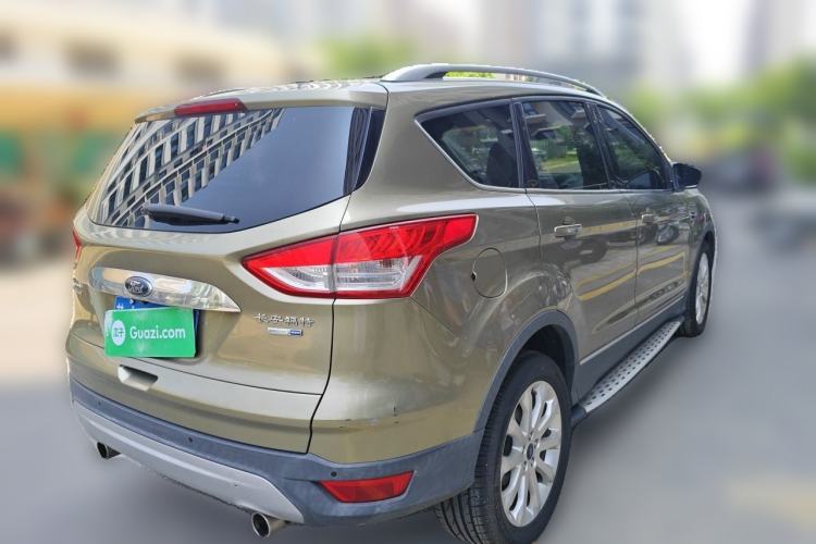 Used Ford Kuga 2015 2.0L GTDi Four-Wheel-Drive Sport Model Rear Right 45 Deg