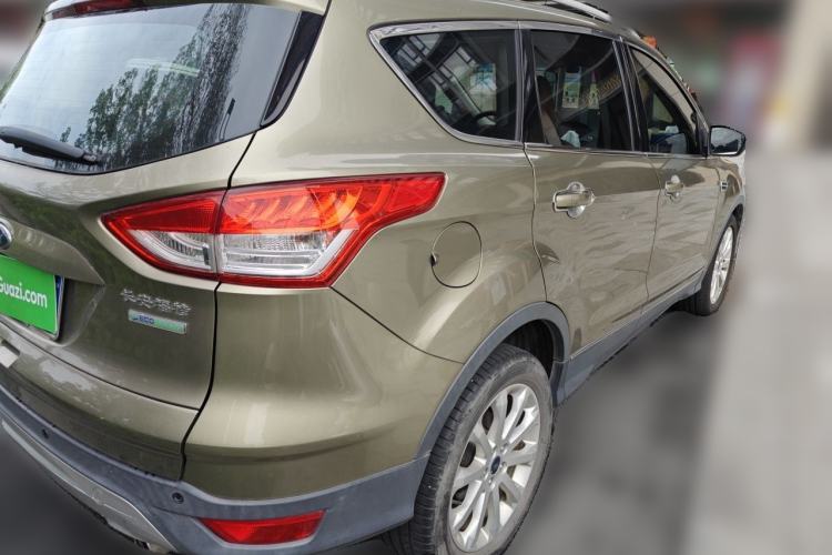 Used Ford Kuga 2015 1.5L GTDi Two-Wheel-Drive Comfort Model Rear Right 45 Deg