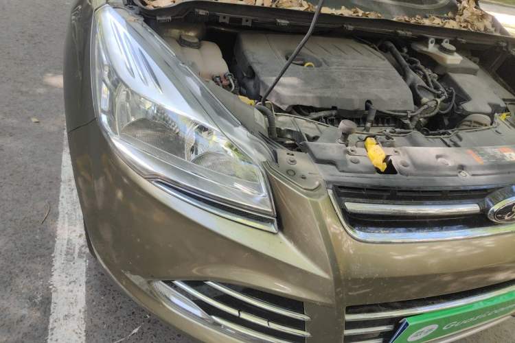 Used Ford Kuga 2015 1.5L GTDi Two-Wheel Drive Fashion Edition Right Front Headlight