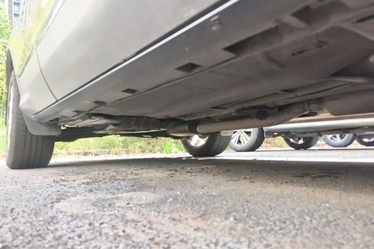 Used Ford Kuga 2015 2.0L GTDi Four-Wheel Drive Prestige Model Right Side Sill