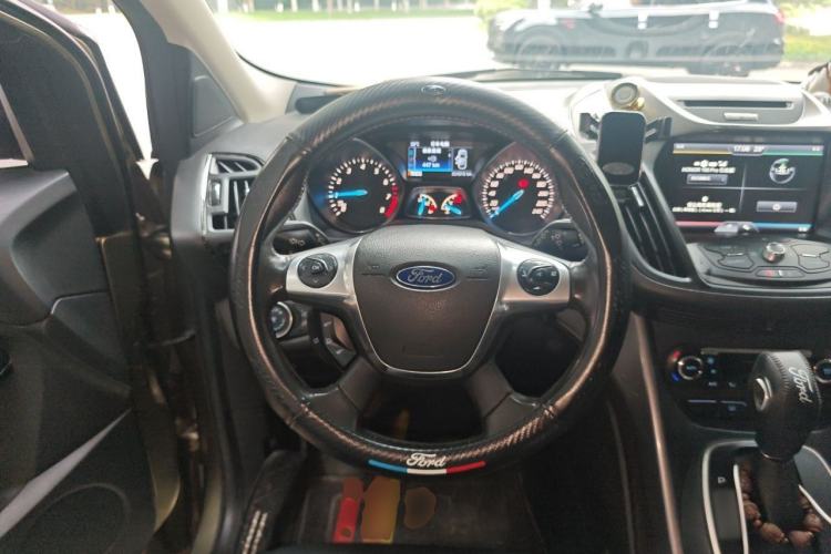 Used Ford Kuga 2015 1.5L GTDi Four-Wheel-Drive Elite Model Steering Wheel