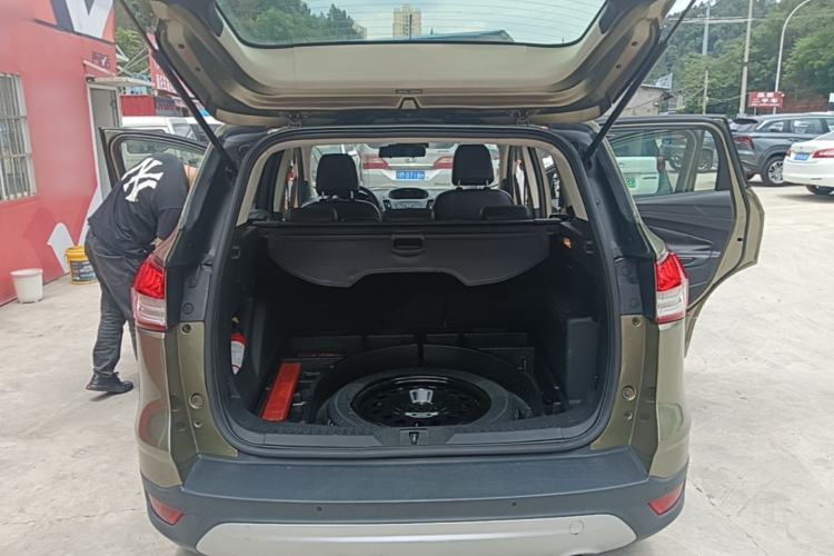 Used Ford Kuga 2015 1.5L GTDi Two-Wheel Drive Fashion Edition Trunk