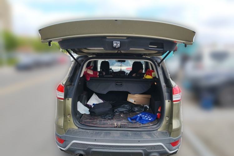 Used Ford Kuga 2015 1.5L GTDi Two-Wheel Drive Fashion Edition Trunk