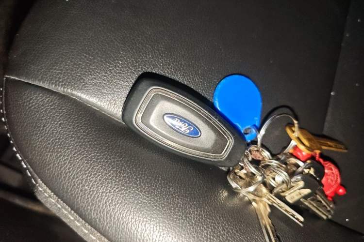 Used Ford Kuga 2015 1.5L GTDi Four-Wheel-Drive Elite Model Vehicle Key