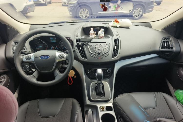 Used Ford Kuga 2015 1.5L GTDi Two-Wheel Drive Fashion Edition Center Console
