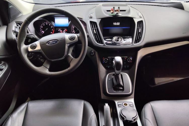 Used Ford Kuga 2015 2.0L GTDi Four-Wheel Drive Prestige Model Center Console