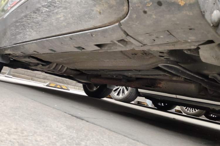 Used Ford Kuga 2015 2.0L GTDi Four-Wheel Drive Prestige Model Chassis Front Right
