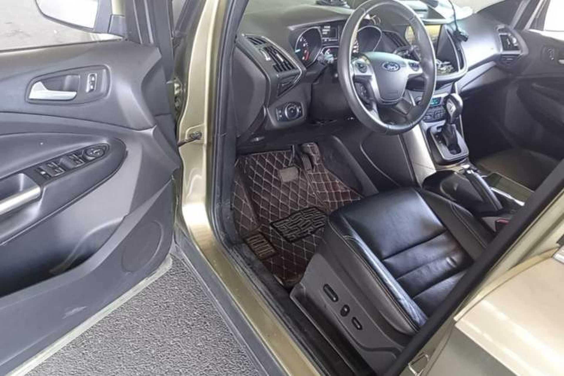 Used Ford Kuga 2015 2.0L GTDi Four-Wheel Drive Prestige Model Driver Seat