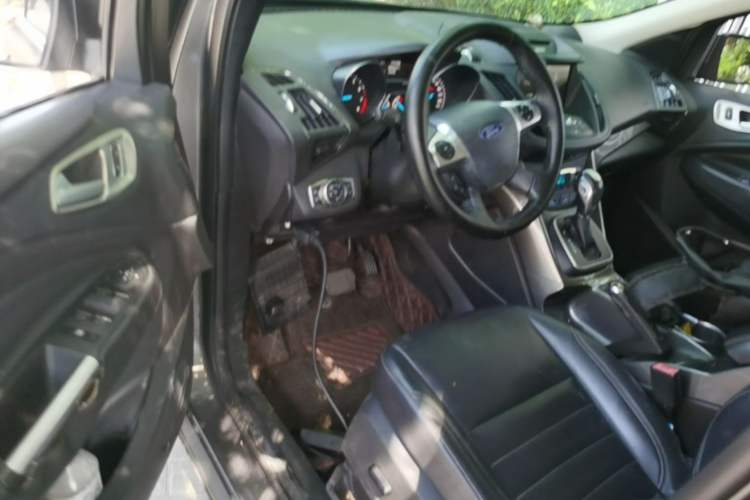 Used Ford Kuga 2015 1.5L GTDi Four-Wheel-Drive Elite Model Driver Seat