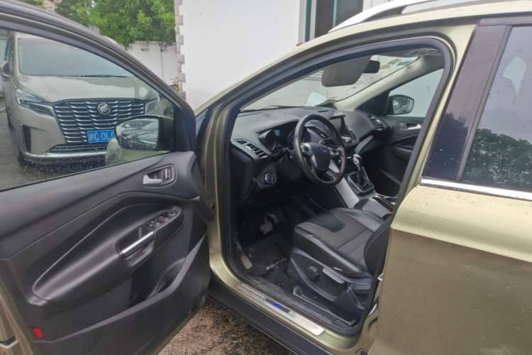 Used Ford Kuga 2015 1.5L GTDi Two-Wheel Drive Fashion Edition Driver Seat