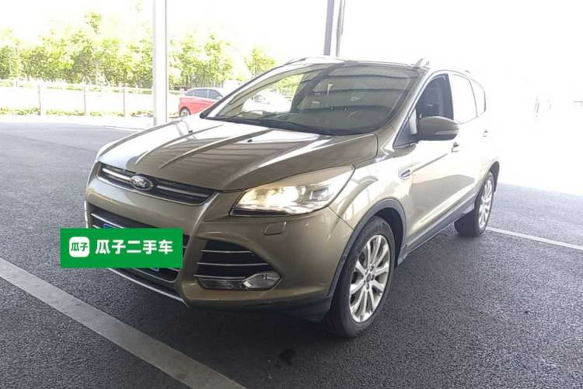 Used Ford Kuga 2015 2.0L GTDi Four-Wheel Drive Prestige Model Front Left 45 Deg
