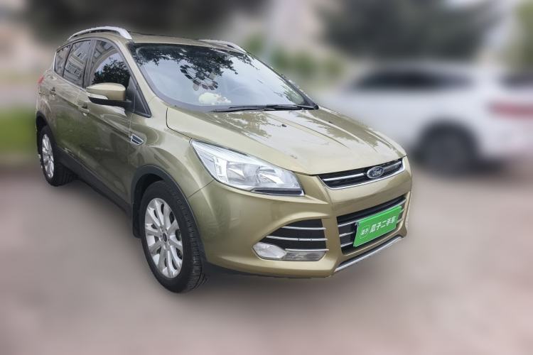 Used Ford Kuga 2015 1.5L GTDi Two-Wheel Drive Fashion Edition Front Right 45 Deg