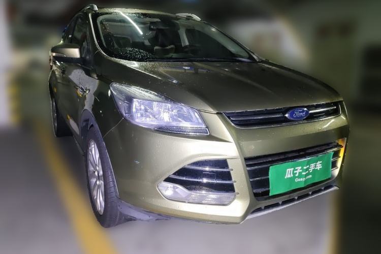 Used Ford Kuga 2015 1.5L GTDi Two-Wheel Drive Fashion Edition Front Right 45 Deg