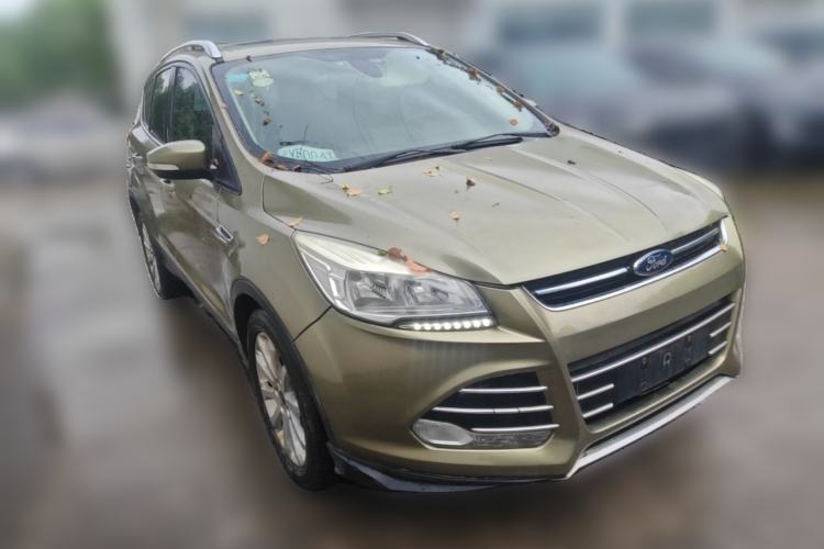 Used Ford Kuga 2015 1.5L GTDi Two-Wheel Drive Fashion Edition Front Right 45 Deg